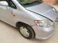 voitures-honda-city-2005-bou-saada-msila-algerie