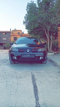 سيارات-renault-megane-2-coupe-2007-تلمسان-الجزائر