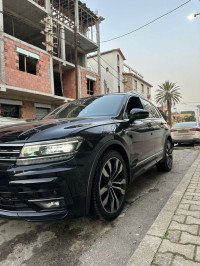 voitures-volkswagen-tiguan-2018-r-line-el-harrach-alger-algerie