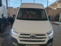 عربة-نقل-hyundai-hd350-fourgon-2018-أقبو-بجاية-الجزائر