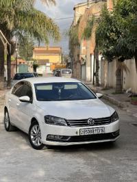 سيارات-volkswagen-passat-2013-أولاد-فايت-الجزائر