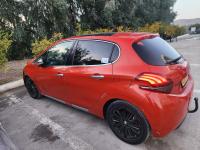 سيارات-peugeot-208-2016-فرجيوة-ميلة-الجزائر