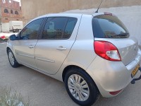 voitures-renault-clio-3-2012-night-and-day-beni-tamou-blida-algerie