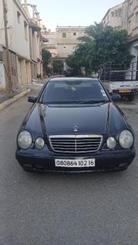 سيارات-mercedes-classe-e-2002-classic-الخرايسية-الجزائر