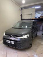 automobiles-volkswagen-caddy-2023-oran-algerie