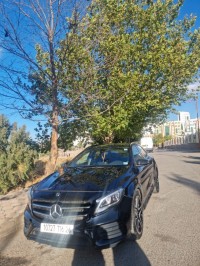 cars-mercedes-gla-2016-medea-algeria
