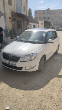سيارات-skoda-fabia-2014-fresh-برج-البحري-الجزائر