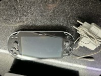 ps vita avec 3 jeux