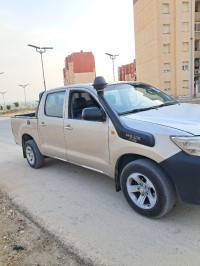 سيارات-toyota-hilux-2012-الدويرة-الجزائر