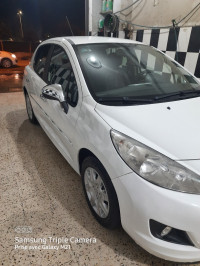 voitures-peugeot-207-plus-2013-bordj-el-kiffan-alger-algerie