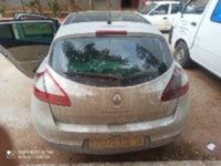 voitures-renault-megane-3-2010-dynamique-medea-algerie