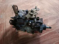Pompe injection 1'9 +tinda(porte bagage) kongo ancien 