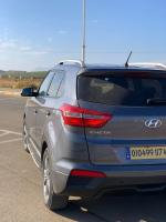 automobiles-hyundai-crita-2017-bou-ismail-tipaza-algerie