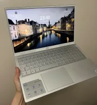 DELL INSPIRON 15 7501 i5-10300H 8gb 256gb ssd ECRAN 15 FULL HD TACTILE 