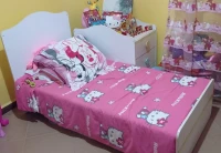 Je vend un lit avec sa table de nuit