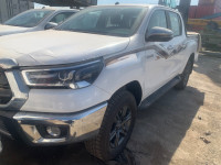 voitures-toyota-hilux-2024-batna-algerie