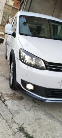 voitures-volkswagen-caddy-2014-bejaia-algerie