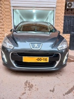 voitures-peugeot-308-2013-sportium-tiaret-algerie