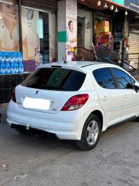 voitures-peugeot-207-2010-ain-benian-alger-algerie