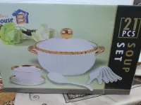 Service à soupe neuf