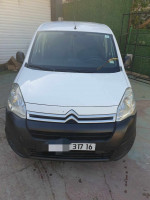 voitures-citroen-berlingo-2017-tole-niveau-1-chassis-long-tiaret-algerie