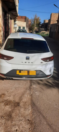 voitures-seat-leon-2013-tiaret-algerie