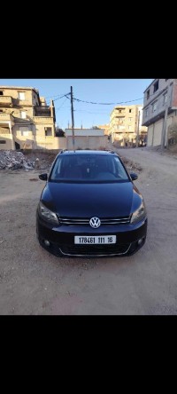 سيارات-volkswagen-touran-2011-العمارية-المدية-الجزائر