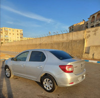 voitures-dacia-logan-2015-cherchell-tipaza-algerie