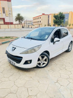 voitures-peugeot-207-2010-alger-centre-algerie