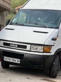 عربة-نقل-iveco-35c11-2004-برج-زمورة-بوعريريج-الجزائر