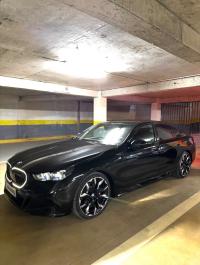 سيارات-bmw-serie-5-2025-pack-m-بن-عكنون-الجزائر