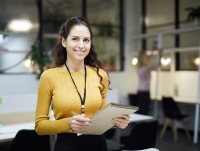 تجاري-و-تسويق-commerciale-femme-حيدرة-الجزائر