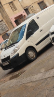 commerciale-peugeot-expert-2013-el-harrouch-skikda-algerie