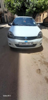 citadine-renault-clio-campus-2013-bouira-algerie