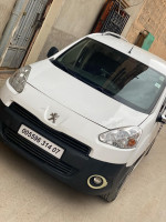 voitures-peugeot-partner-2014-biskra-algerie