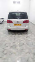 voitures-volkswagen-touran-2015-ferdjioua-mila-algerie