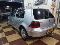 moyenne-berline-volkswagen-golf-4-2001-mila-algerie