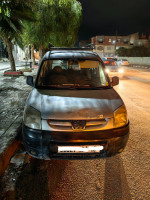 commerciale-peugeot-partner-2004-telerghma-mila-algerie