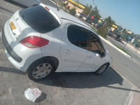 voitures-peugeot-207-2011-active-meftah-blida-algerie