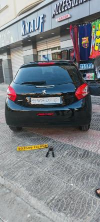 سيارات-peugeot-208-2014-active-باتنة-الجزائر