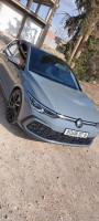 moyenne-berline-volkswagen-golf-8-gtd-2022-batna-algerie