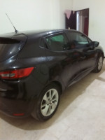 voitures-renault-clio-4-2016-limited-bou-ismail-tipaza-algerie