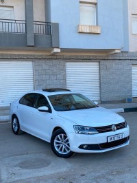 سيارات-volkswagen-jetta-2014-life-الرمشي-تلمسان-الجزائر