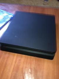 consoles-إعلان-بيع-جهاز-بلايستيشن-4-سليم-taougrite-chlef-algeria