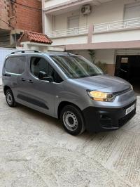السيارات-النفعية-fiat-doblo-2023-بئر-خادم-الجزائر