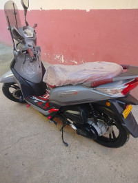 motos-et-scooters-sym-st-2024-kolea-tipaza-algerie