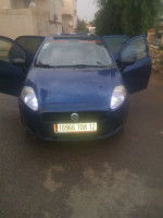 moyenne-berline-fiat-grande-punto-2008-tebessa-algerie