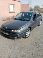 voitures-renault-laguna-1-1995-dirrah-bouira-algerie