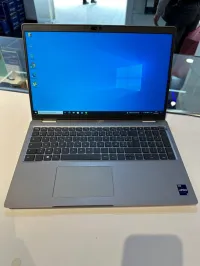 Dell Latitude 5540 i7 13th /16GB DDR5 /256SSD