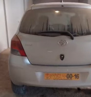 voitures-toyota-yaris-2010-blida-algerie